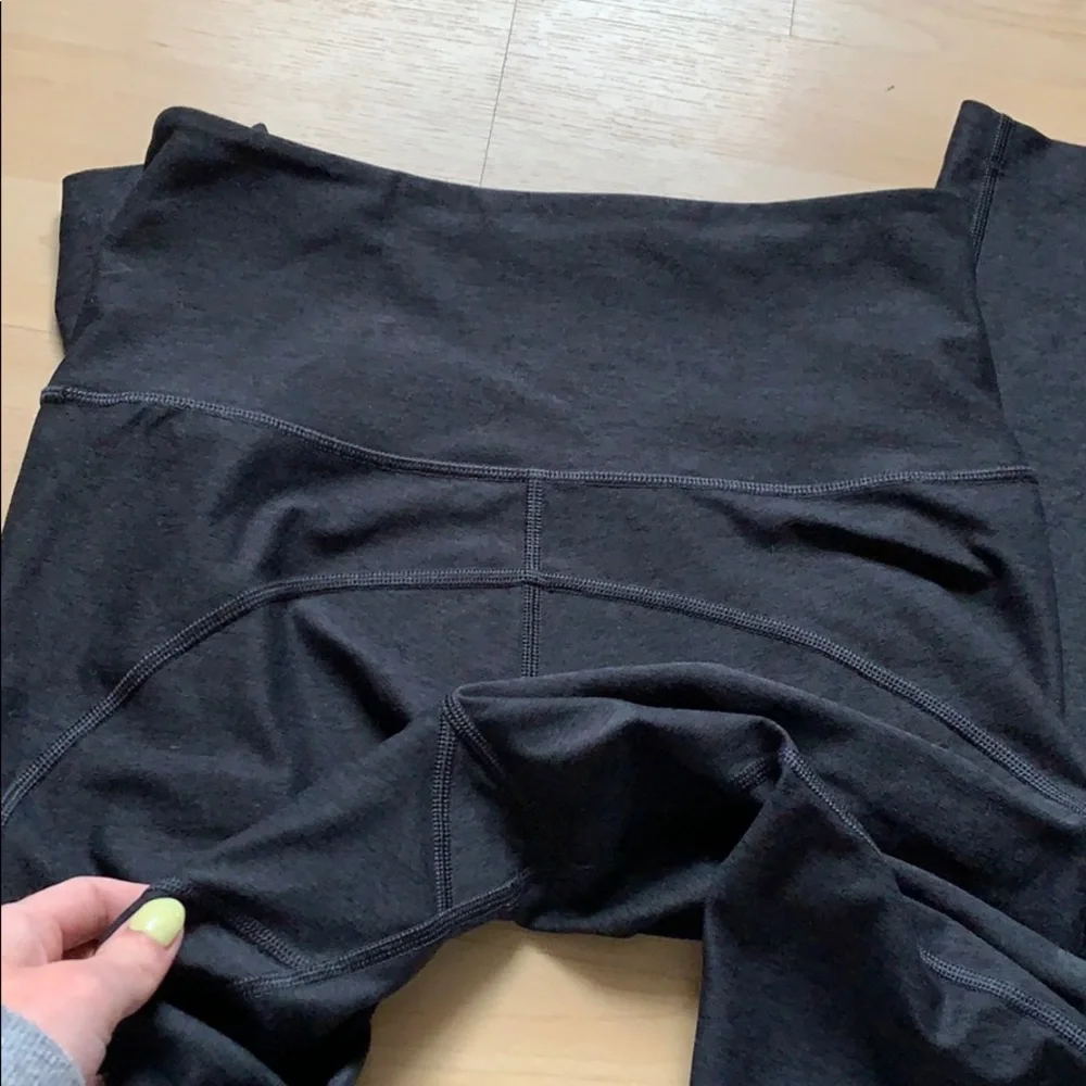 High rise Warm Up Leggings Size Small - Picture 5 of 5